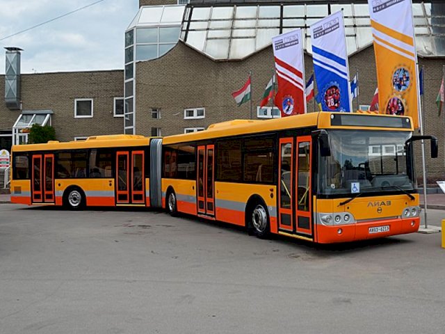Фото №2: Городской низкопольный автобус ЛИАЗ-621371 CNG