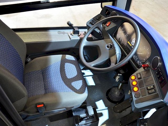 Фото №13: Пригородный низкопольный автобус ЛИАЗ-4292